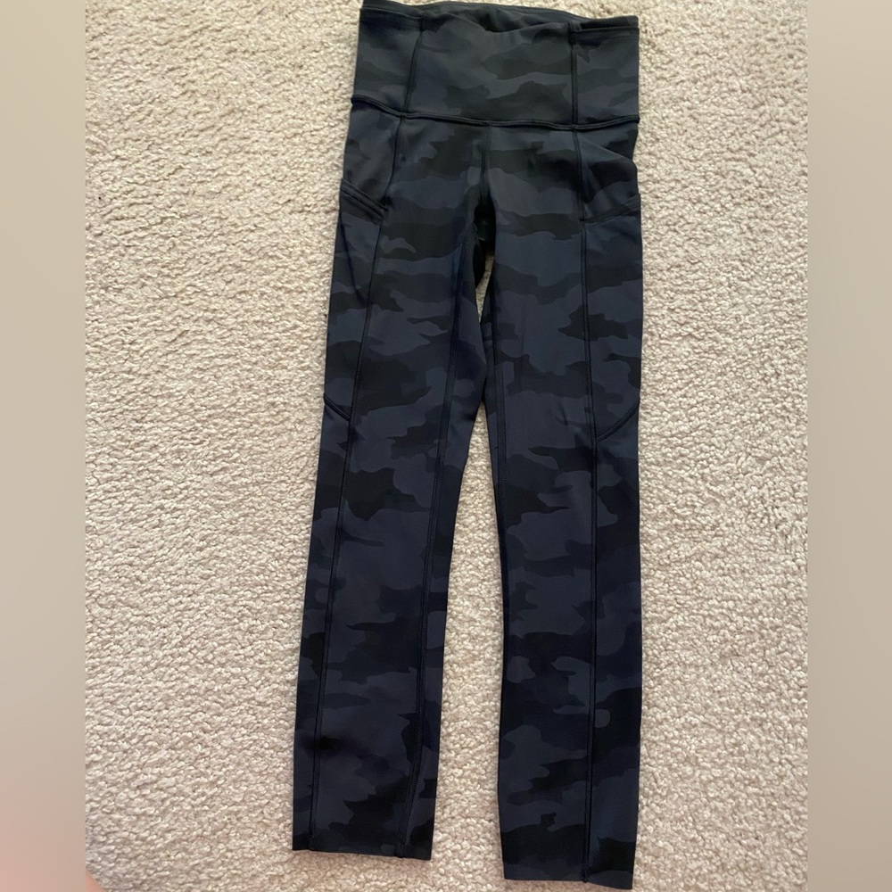 Lululemon Fast and Free HR Crop 23” Camo